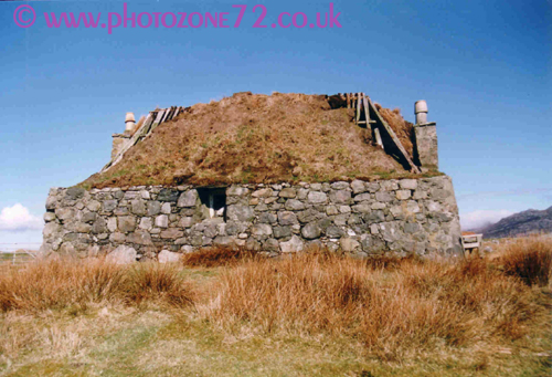 Derelict cottage at South Lochboisdale. Pictured easter 2005.