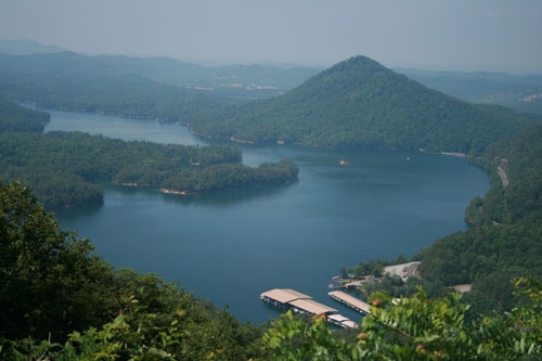 This image is not from Barra, but from Chillowee, TN, USA. Your water voews are wonderful, just wanted to share one from where I live. I took this a couple of summers ago.(07)Thanks, 